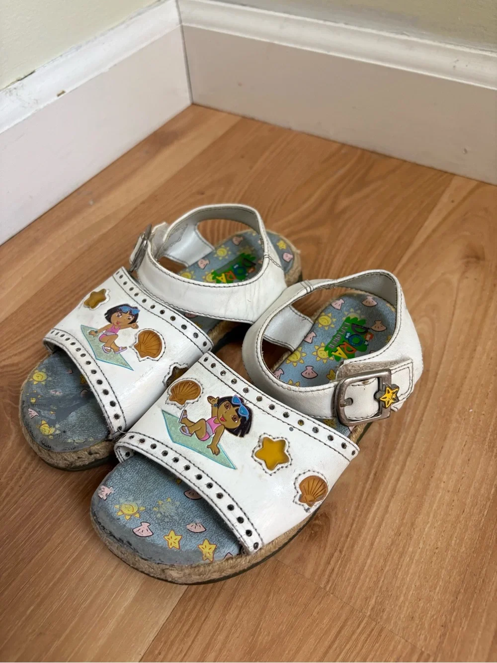 Vintage 2004 Y2K Dora The Exporer Girls Sandals Shoes Toddler 10